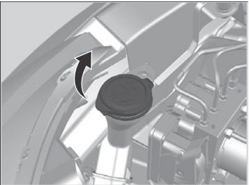 Honda CR-V. Refilling Window Washer Fluid